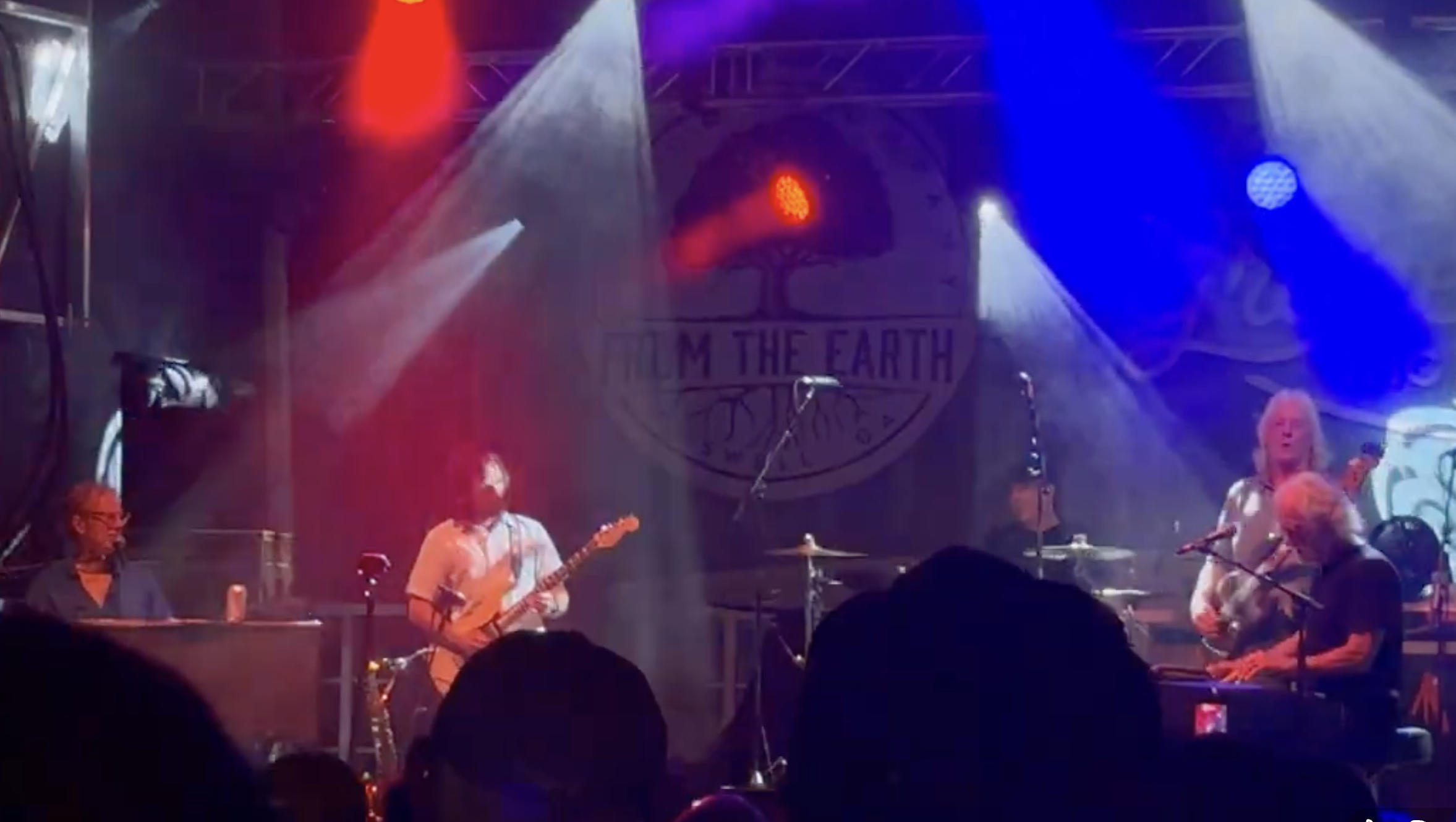 Watch: Chuck Leavell & The Randall Bramblett Band with Special Guest Nick Johnson Cover “Jessica”